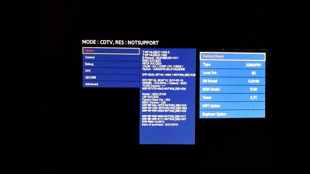 Menú de servicio de Samsung con la opción Factory Reset dentro de Option